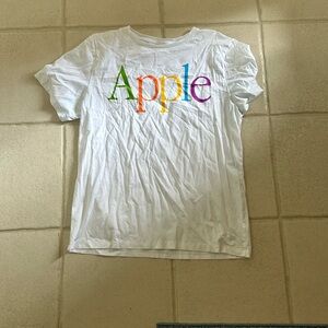 Used Men’s Apple Shirt